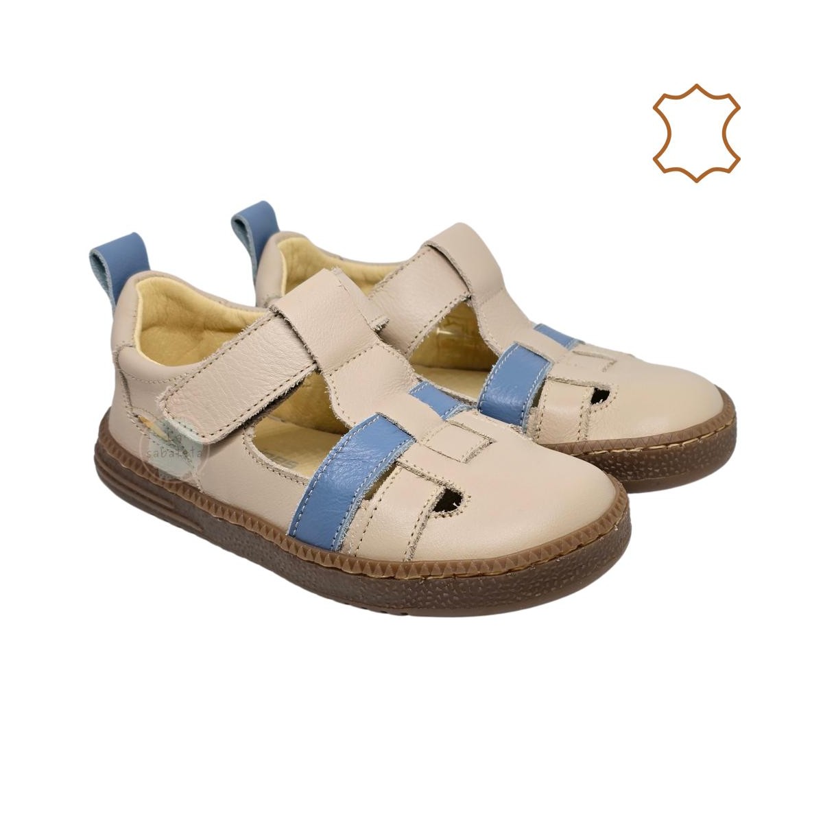 ANDANINES - SANDALIA TAUPE CON JEANS